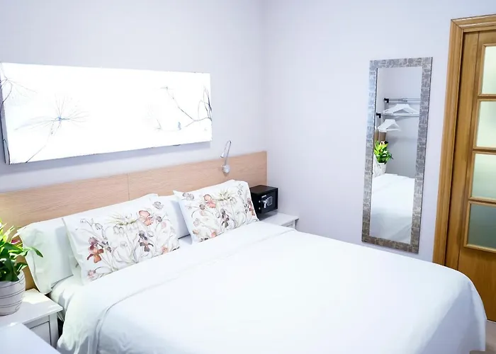 招待所 伊索酒店 4*