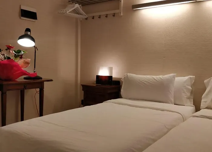 招待所 伊索酒店 4*