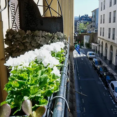 Guest house Easo 4*
