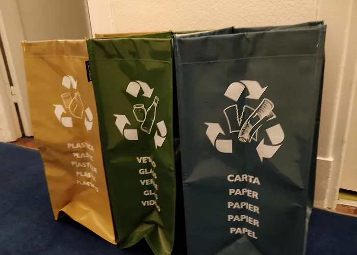 招待所 伊索酒店 4*